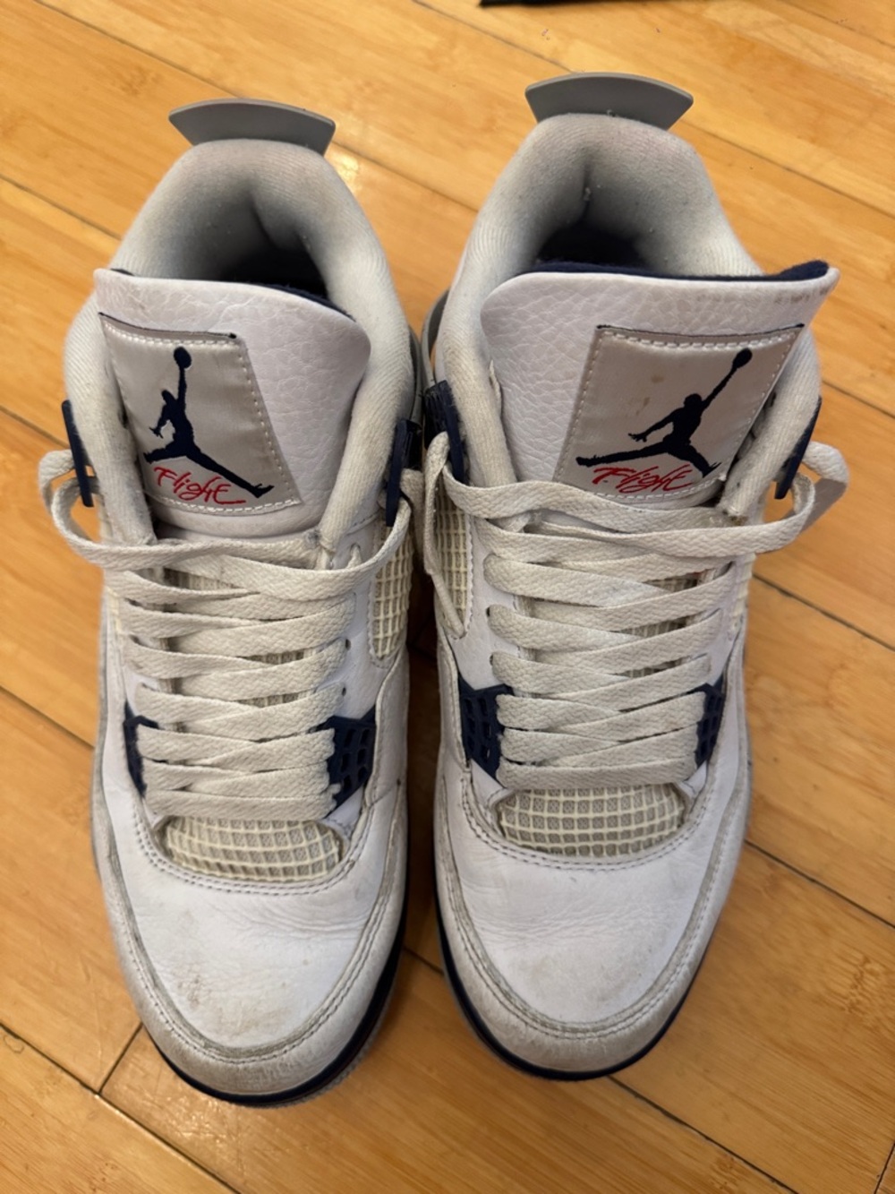 Jordan 4 Midnight Navy Size 8.5 Authentic Shoes